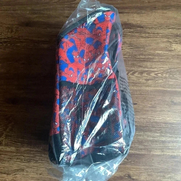 SpiderMan Backpack 28 Can Insulated Igloo Cooler NWT - Picture 7 of 8